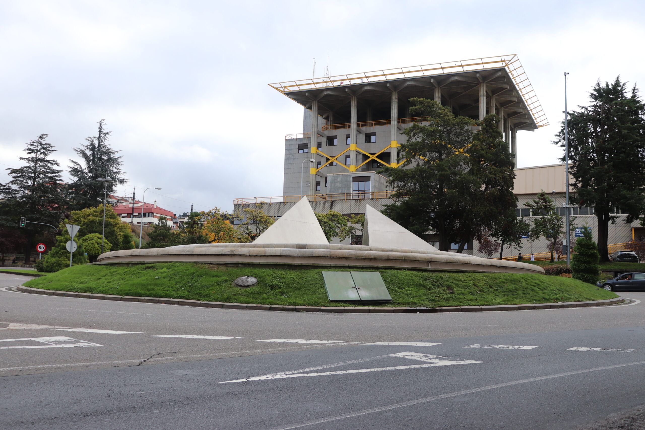 IMG_0279_Glorieta_Policia