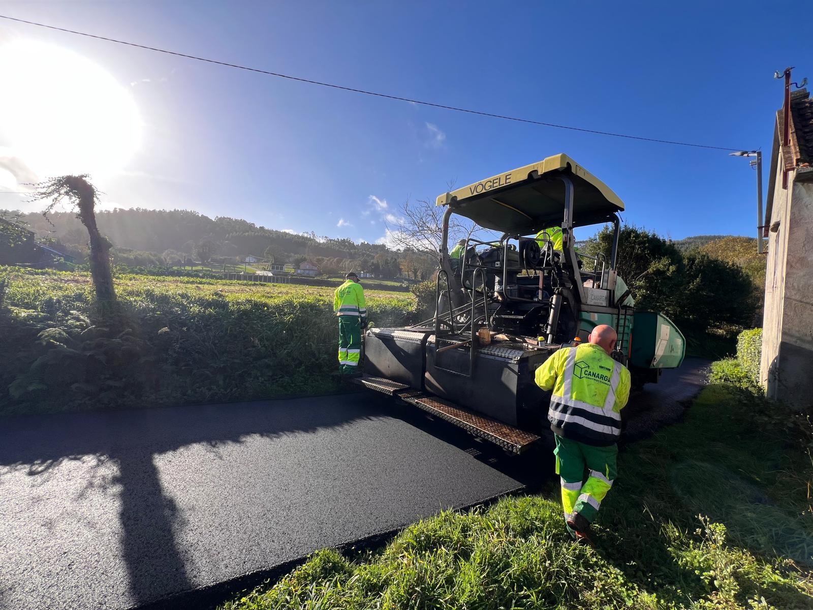 2024.11.29.- Obras mellora estrada A Riba-A Ferraría en Coiro