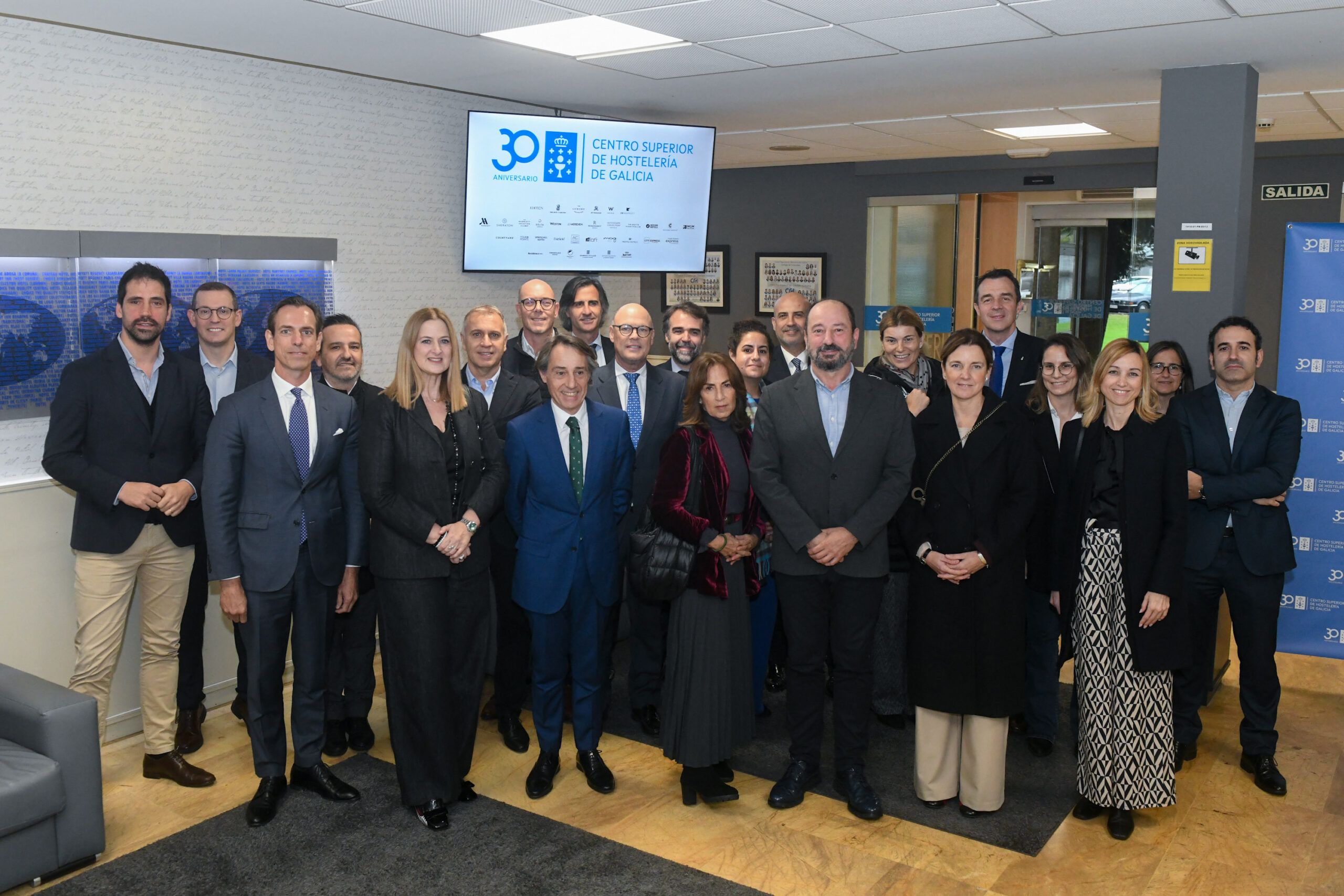 O director de Turismo de Galicia, Xosé Merelles, mantén un enc