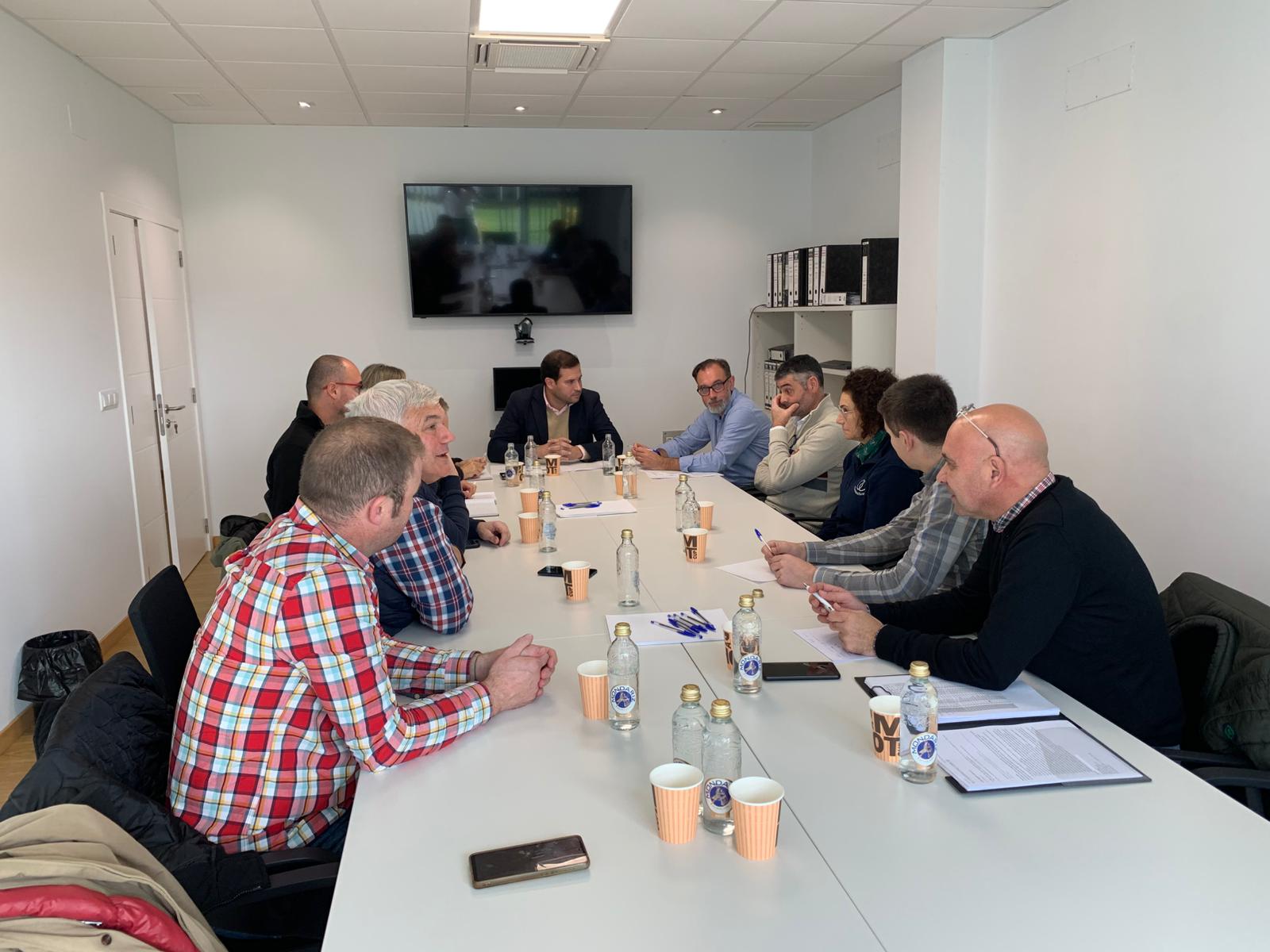 20241126_jorge cubela_reunion mouriscade1