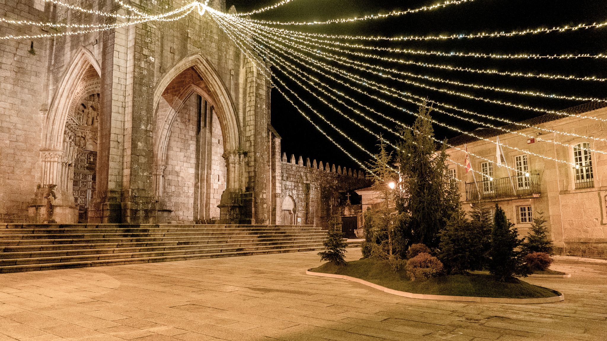 27112024 Nadal Tui – Praza de San Fernando