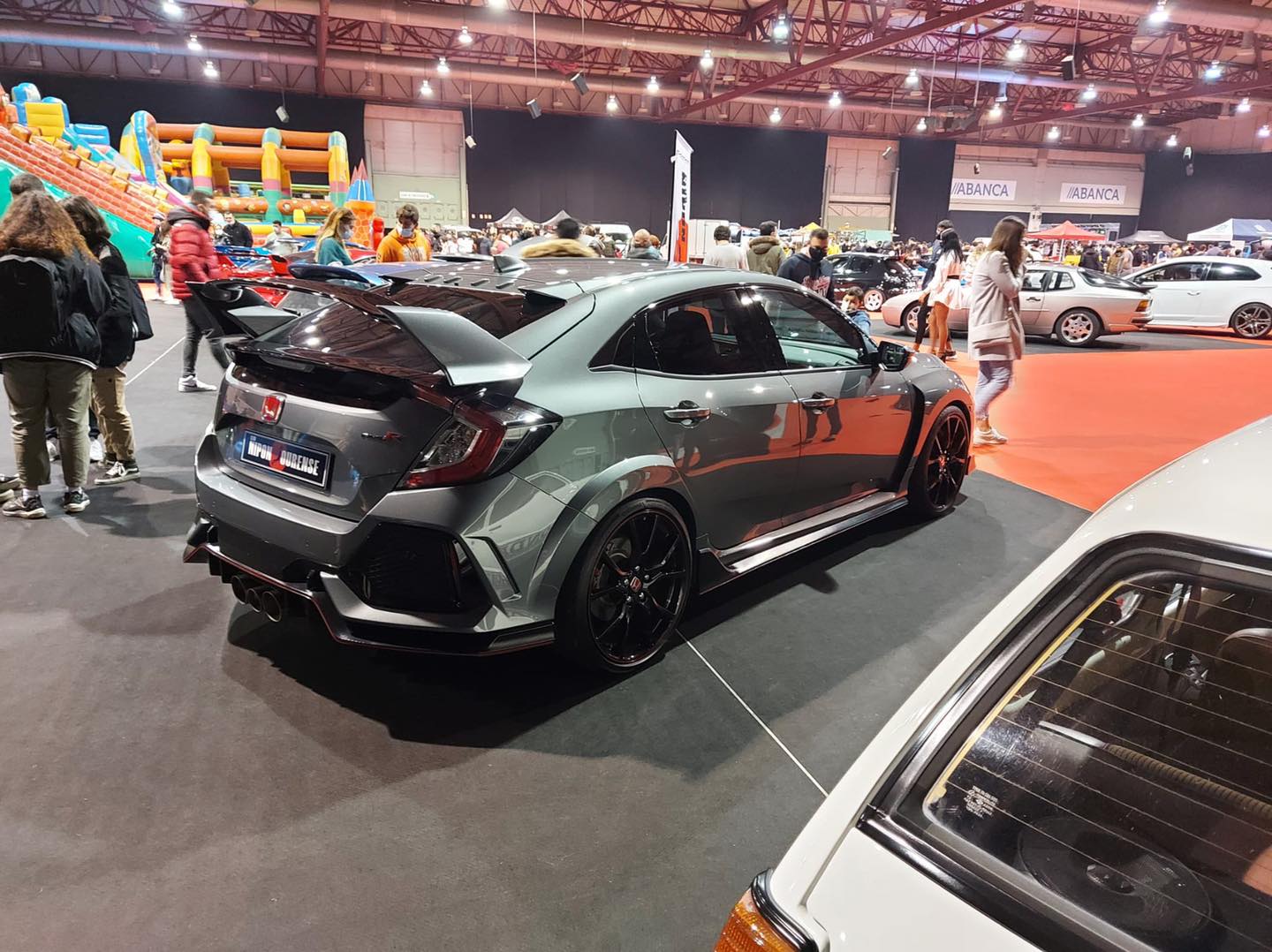 Vista dunha edición pasada do Motor Show Galicia