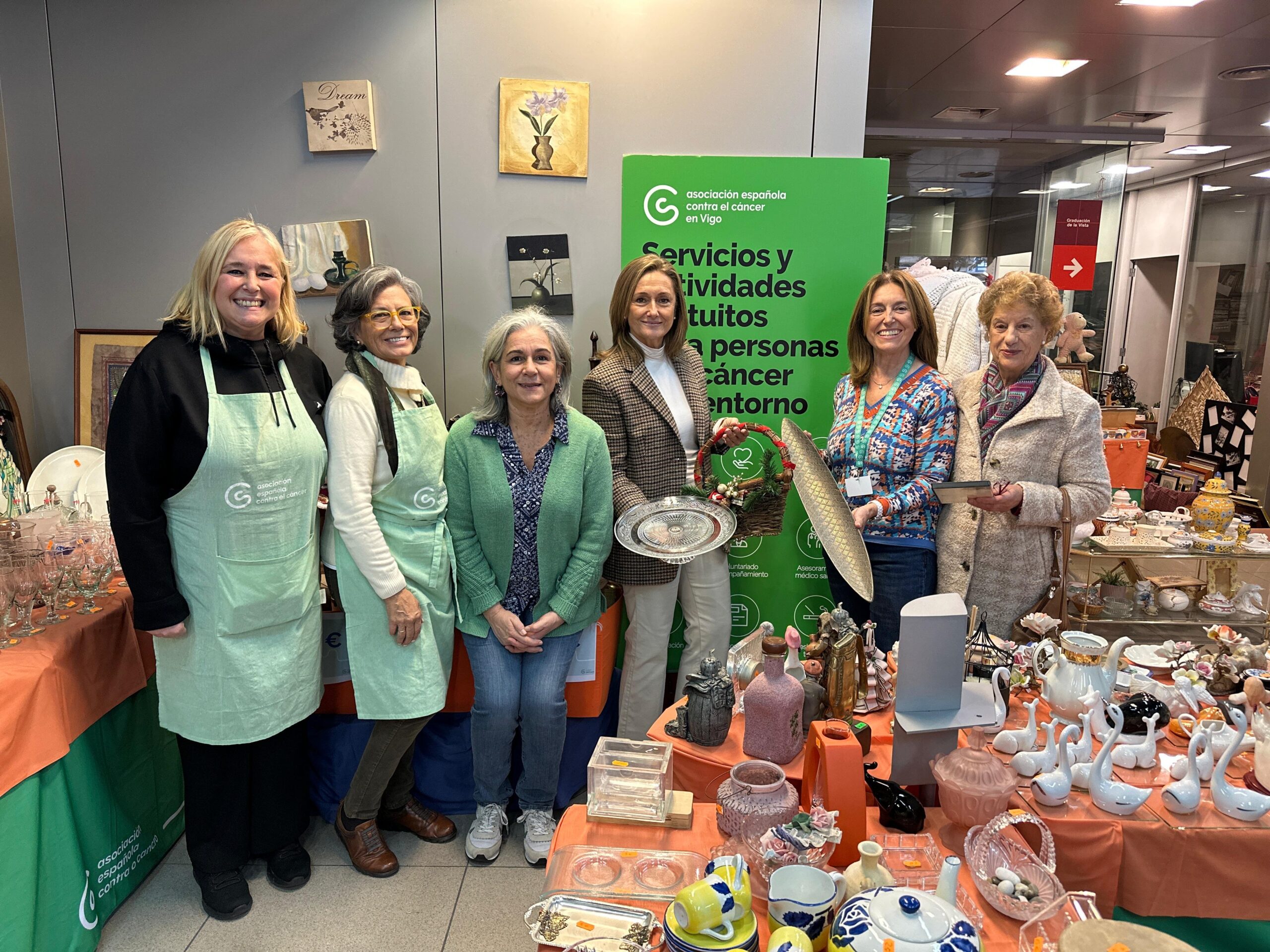 20241205_luisa sanchez_mercadiño nadal aecc1