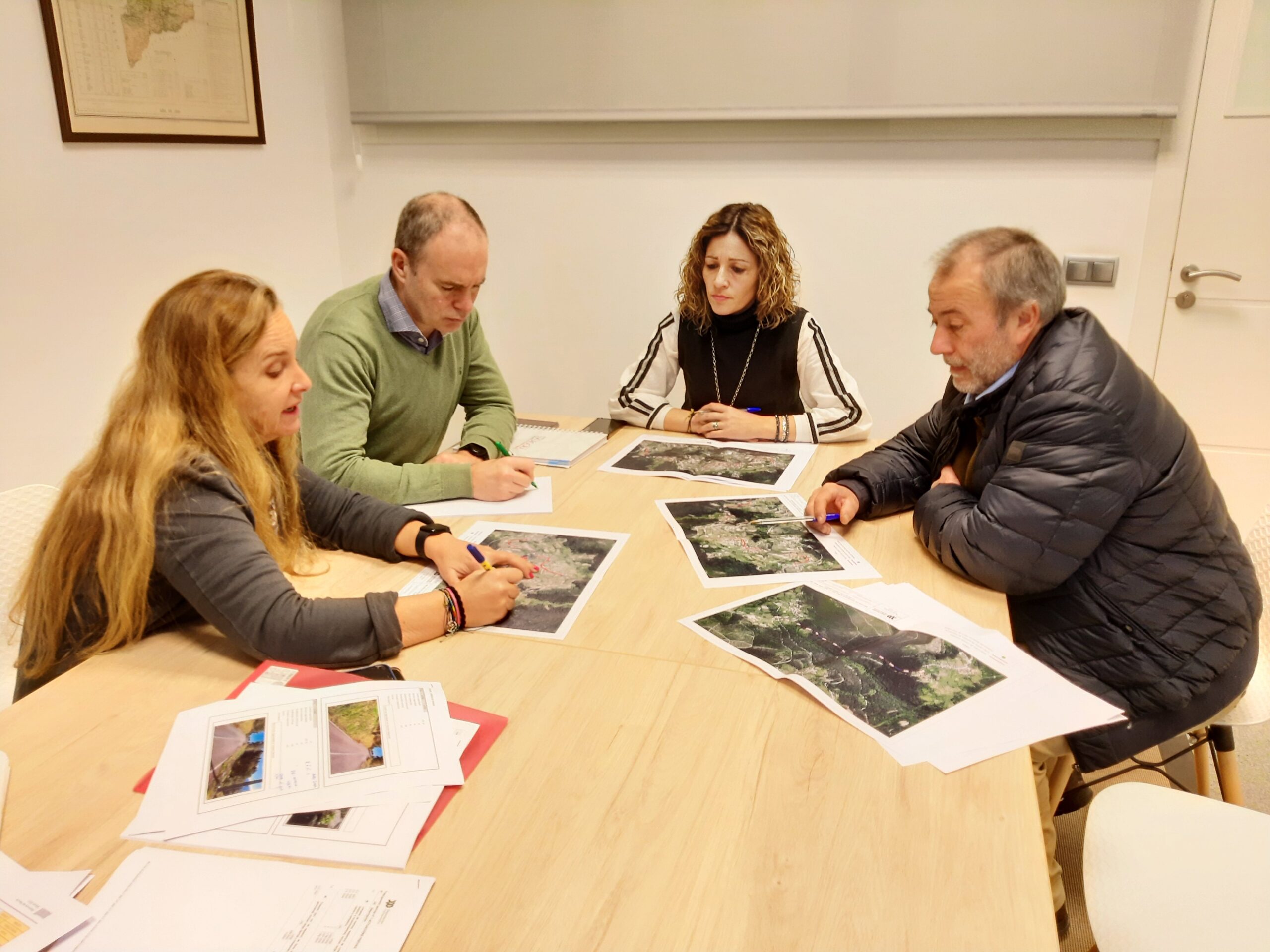 20241211_isabel couselo_alcalde campo lameiro_estradas provinciais