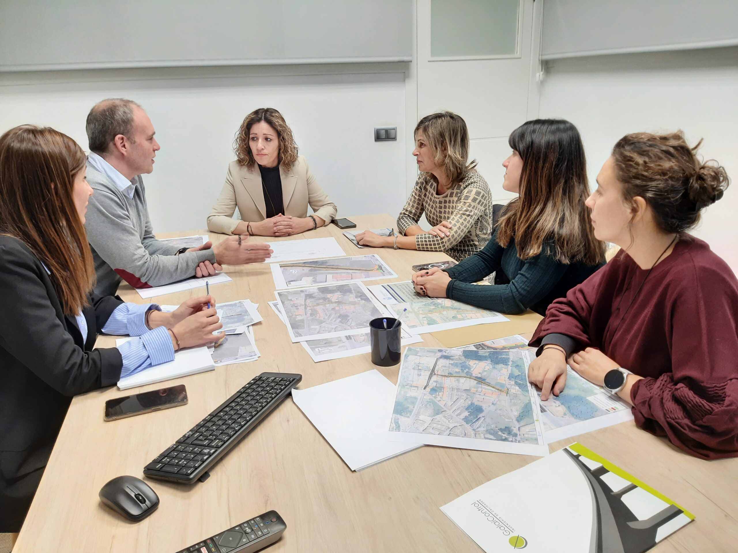 20241217_isabel couselo_reunión alcaldesa ponteareas