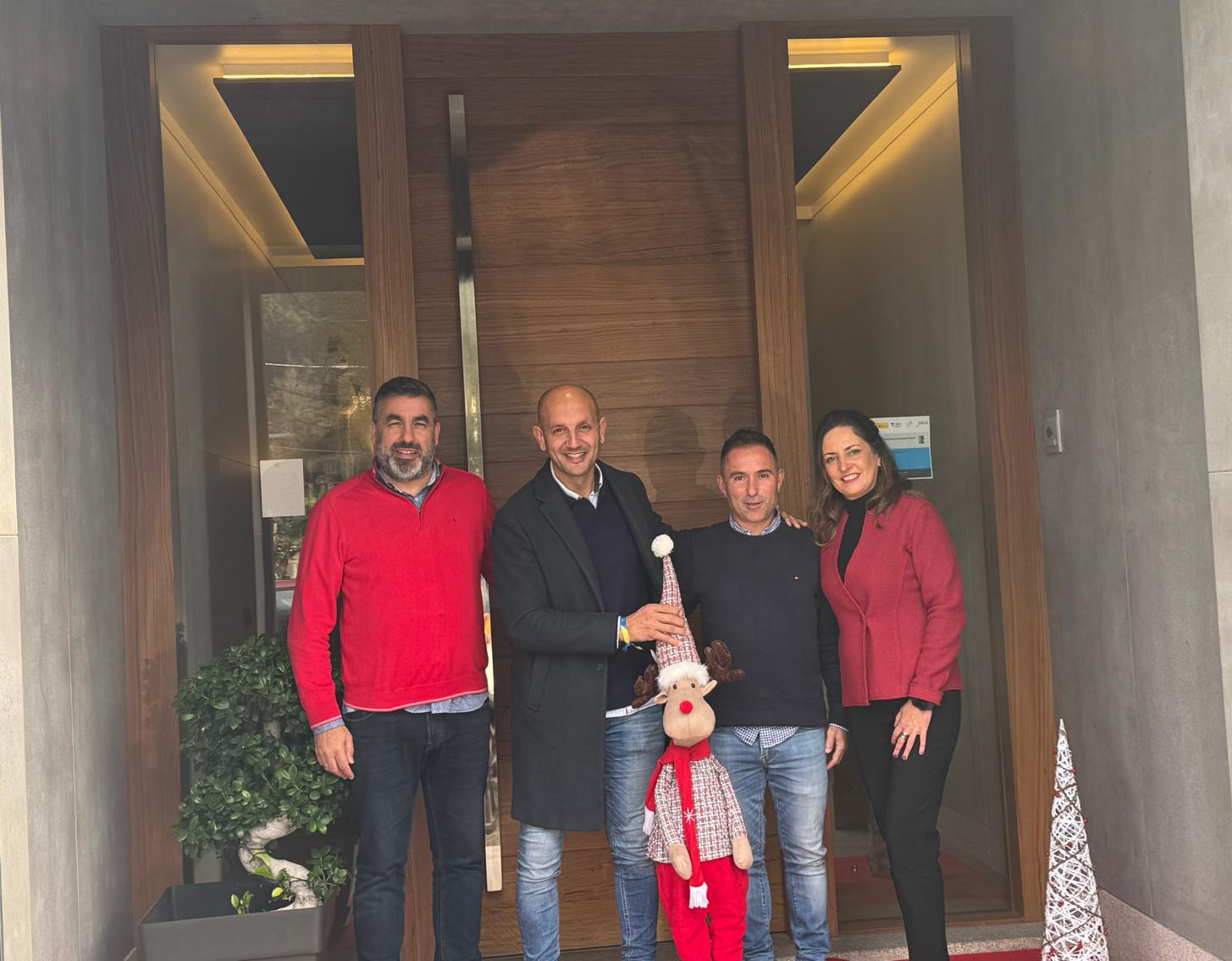 Da tradición á innovación coa carpintaría Joyla da man da Medida Leader 01