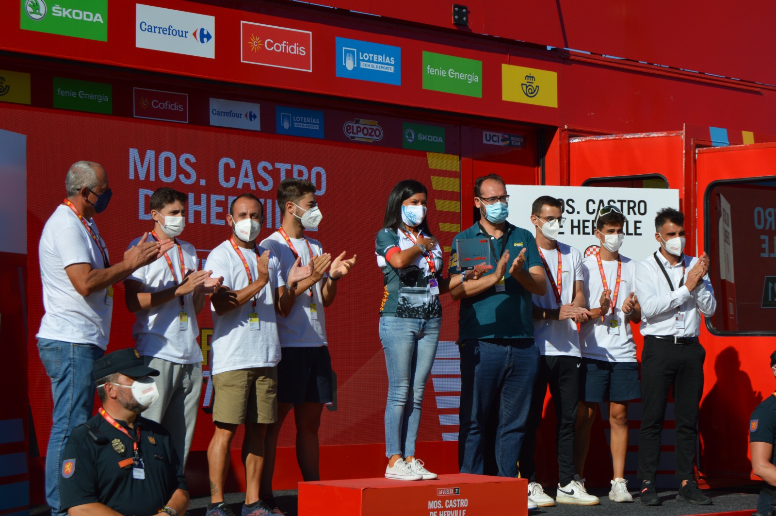 recoñecemento a mos ante oscar pereiro