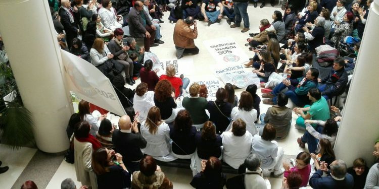 Sentada para salvar el Meixoeiro