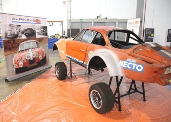 El Alpinche acapara la atención en el salón de vehículos clásicos