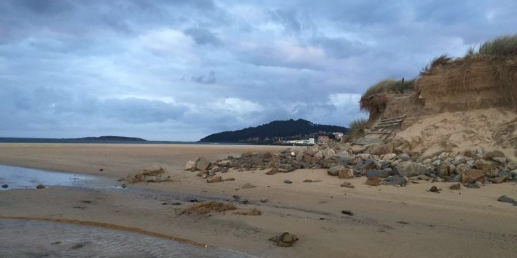 O deterioro das dunas de Panxón chegará ao Parlamento de Galicia