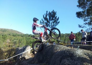 El rosaleiro Gabriel Marcelli, primer líder del Campeonato Gallego de Trial