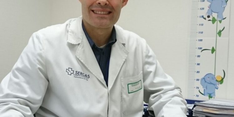 Un cirurxián vigués realiza un estudo pioneiro sobre apendicite en nenos