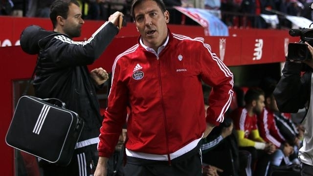 «Me duele más la cantidad de goles encajados que el penalti»