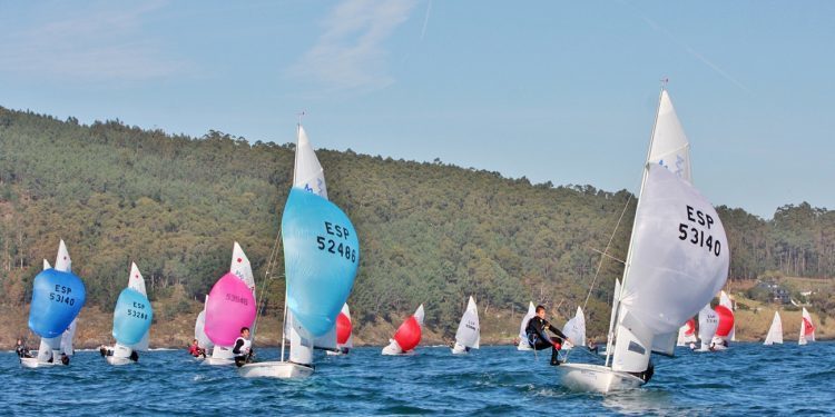 Las viguesas Hernández y Carrasco, líderes del Gallego de 420