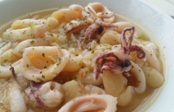 Alubias con calamares