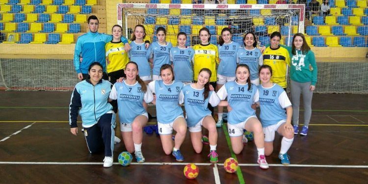 La cantera del Seis do Nadal brilla en el Torneo Internacional Andebolmanía