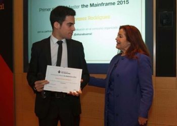 Premio Nacional IBM y pase a la fase mundial para un estudiante vigués