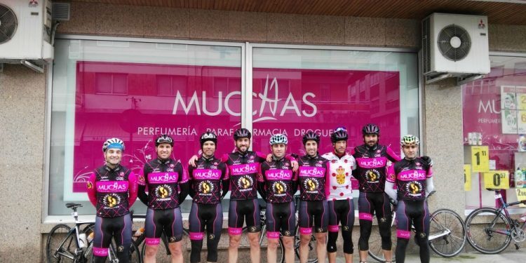 Iván Vidal, del Muchas-Carnes Parente, subió al podio final de la Lugo Master Bike Challenge