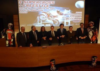 Cen pilotos para o primeiro Supercrós e Freestyle en Vigo