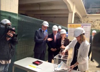 En cuestión de protocolo, medallas y honores, sólo protestan los mediocres