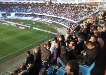 Control exhaustivo de bufandas y bronca contra Tebas y la Liga