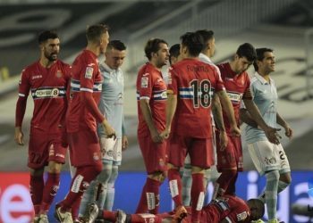 En el derbi, el árbitro que dejó «sin palabras» a Berizzo