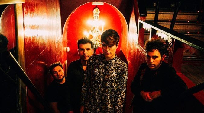 Triángulo de Amor Bizarro, capitanes de la nueva escena rock gallega