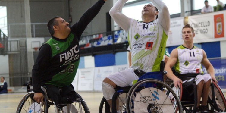 El Amfiv cierra la temporada con una cómoda victoria