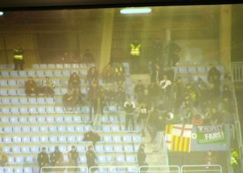 Los ultras del Betis, en Río Alto; pancarta de Celtarras, en Río Bajo