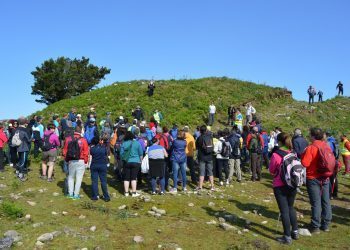 Exitoso crowdfunding para recuperar un petróglifo e escavar un castro en Oia