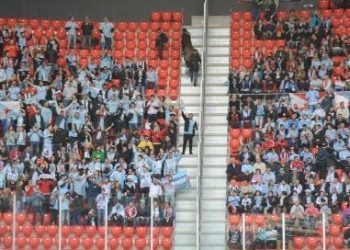Casi 200 incondicionales para acallar a un Calderón lleno