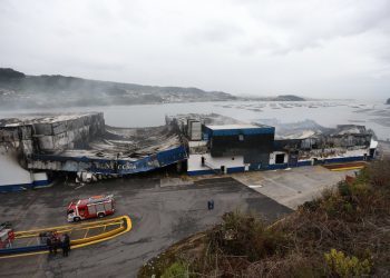 Unha empresa especializada retirará este sábado o amoníaco almacenado en Fandicosta