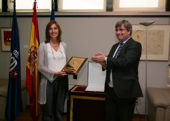 El Real Club Náutico de Vigo recibe la Placa de Oro de la Real Orden del Mérito Deportivo