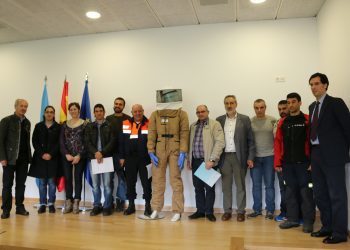 Veinte trajes para luchar contra la avispa asiática