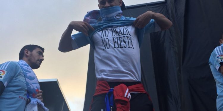 La celebración entre bambalinas: «No Drazic, no fiesta» y la sonrisa de Mouriño