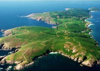 Los paseos literarios se trasladan a la Ría de Vigo y a Ons
