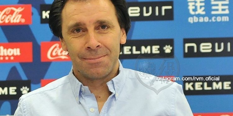 Miñambres se despide del Rayo: «No me voy por dinero ni por la categoría»