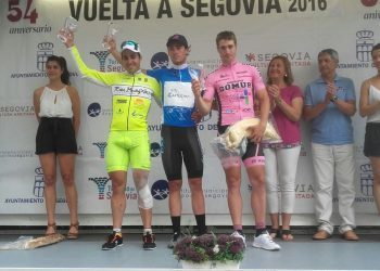 Aser Estévez se quedó a ocho segundos de la victoria en la Vuelta a Segovia