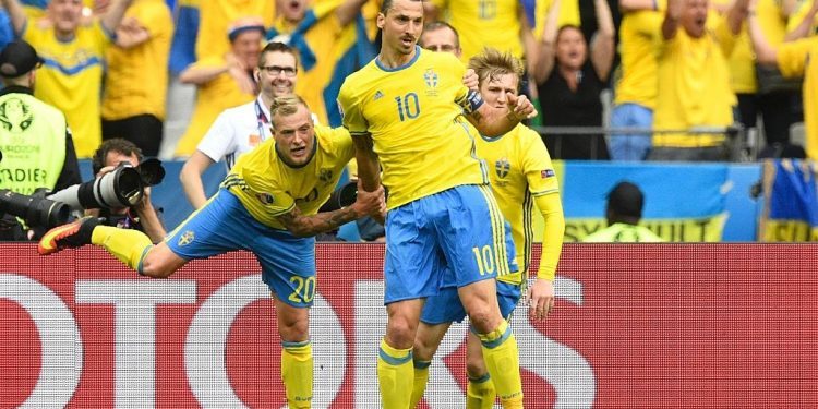 La exquisitez de Guidetti en el gol de Suecia