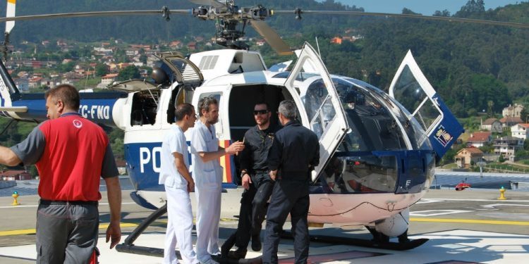 Pruebas de vuelo para la Policía Nacional en el helipuerto del Cunqueiro