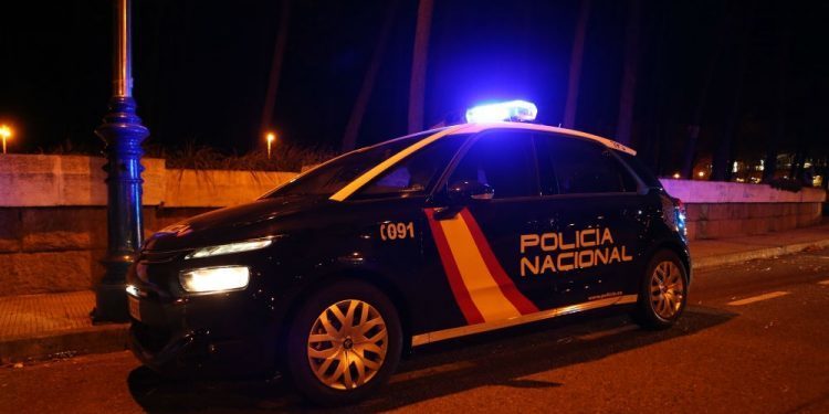 Detenida una empleada del hogar en Vigo por hurtar 9.000 euros en joyas y 1.000 en efectivo