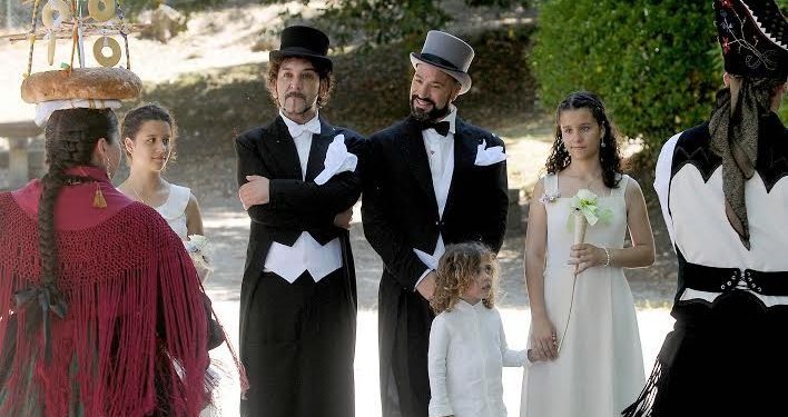 El diseñador vigués Cristóbal Vidal da el sí quiero