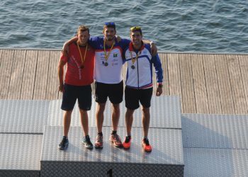 El Kayak Tudense, líder tras la primera jornada