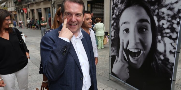 Vigo sonríe al ritmo de la calle del Príncipe