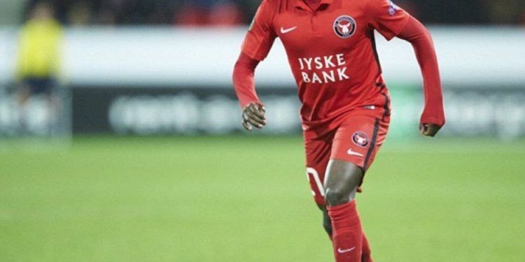 Sisto no jugó y en su club ya reconocen que su salida está cerca