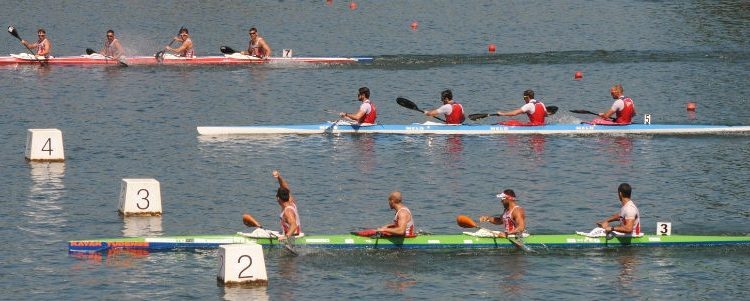 El Kayak Tudense sigue líder y se jugará el título este domingo