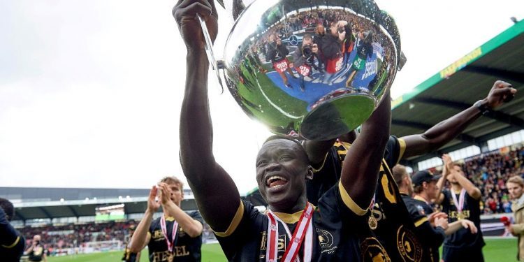 El Celta hace oficial el fichaje de Pione Sisto, que se unirá al equipo en Italia