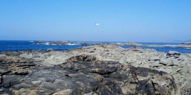Naufraga en Cabo Silleiro y logra ponerse a salvo