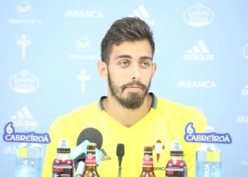 «A día de hoy no me planteo ni jugar fuera ni en el filial»