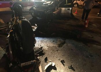 Un piloto, ferido grave ao colidir un coche e unha moto en Tomiño